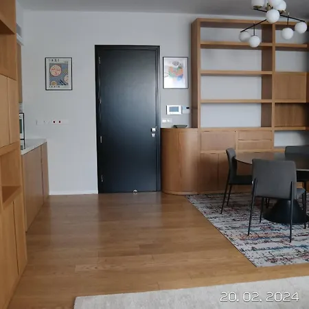 Luxury In The Center Not Old Town Apartment *